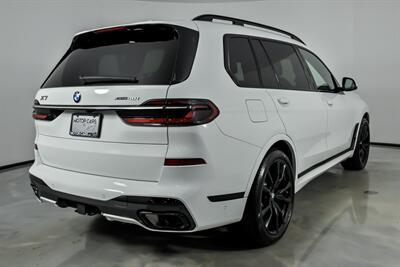 2023 BMW X7 xDrive40i   - Photo 8 - Joliet, IL 60435
