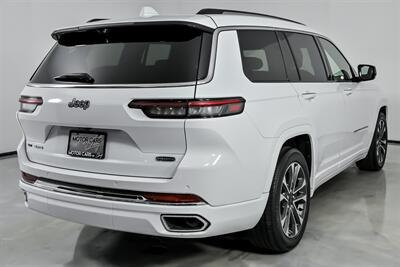 2021 Jeep Grand Cherokee L Overland   - Photo 12 - Joliet, IL 60435