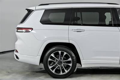 2021 Jeep Grand Cherokee L Overland   - Photo 13 - Joliet, IL 60435