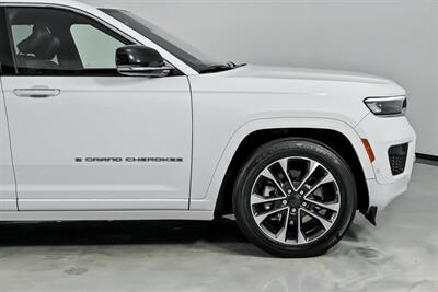 2021 Jeep Grand Cherokee L Overland   - Photo 15 - Joliet, IL 60435