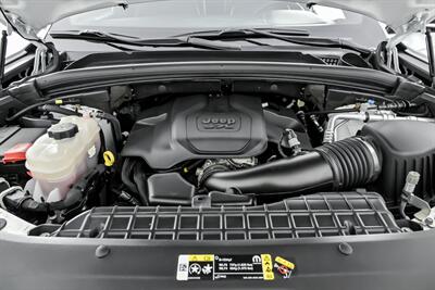 2021 Jeep Grand Cherokee L Overland   - Photo 17 - Joliet, IL 60435