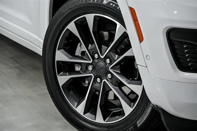 2021 Jeep Grand Cherokee L Overland   - Photo 4 - Joliet, IL 60435