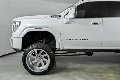 2020 GMC Sierra 2500HD Denali-OVER $40K MODS-LIFTED WITH WHEELS! - Photo 7 - Joliet, IL 60435