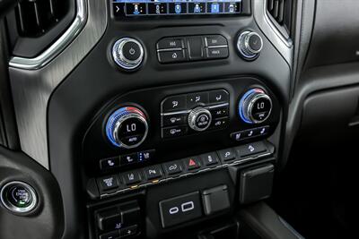 2020 GMC Sierra 2500HD Denali-OVER $40K MODS-LIFTED WITH WHEELS! - Photo 35 - Joliet, IL 60435