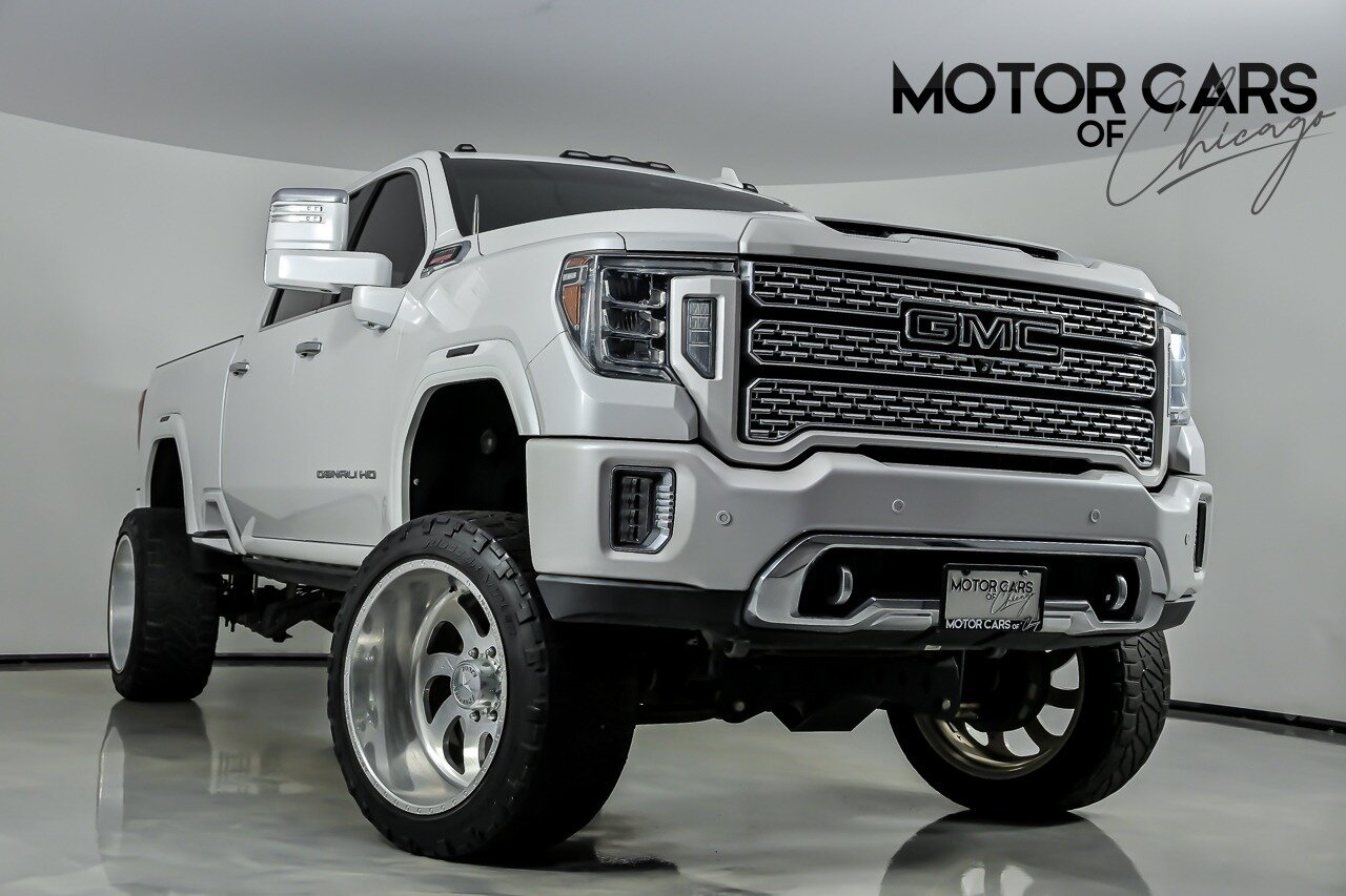 2020 GMC Sierra 4WD Crew Cab Standard Box Denali's photo