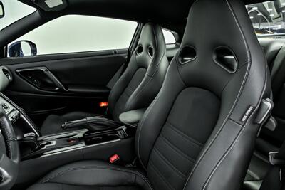 2016 Nissan GT-R Premium-BONE STOCK-IMMACULATE GT-R!   - Photo 22 - Joliet, IL 60435