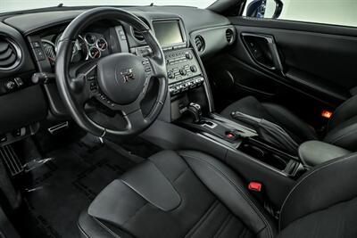 2016 Nissan GT-R Premium-BONE STOCK-IMMACULATE GT-R!   - Photo 20 - Joliet, IL 60435