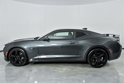 2017 Chevrolet Camaro SS   - Photo 8 - Joliet, IL 60435