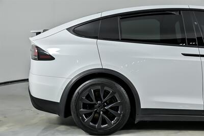 2022 Tesla Model X Plaid-6 SEATER!   - Photo 13 - Joliet, IL 60435