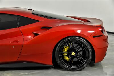 2017 Ferrari 488 GTB   - Photo 9 - Joliet, IL 60435