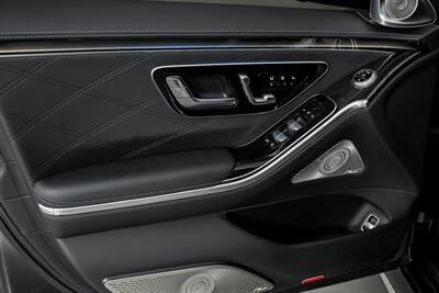 2025 Mercedes-Benz AMG S 63 E Performance-MASSIVE $222K MSRP - Photo 18 - Joliet, IL 60435