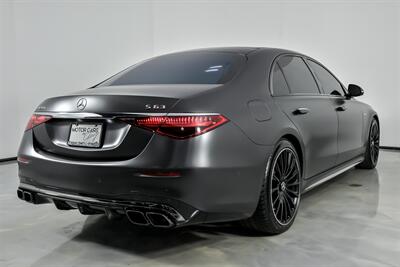 2025 Mercedes-Benz AMG S 63 E Performance-MASSIVE $222K MSRP - Photo 12 - Joliet, IL 60435