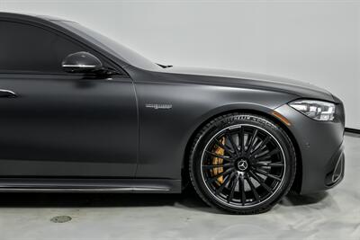 2025 Mercedes-Benz AMG S 63 E Performance-MASSIVE $222K MSRP - Photo 15 - Joliet, IL 60435