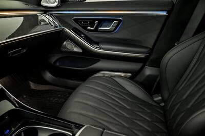 2025 Mercedes-Benz AMG S 63 E Performance-MASSIVE $222K MSRP - Photo 37 - Joliet, IL 60435