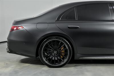 2025 Mercedes-Benz AMG S 63 E Performance-MASSIVE $222K MSRP - Photo 13 - Joliet, IL 60435
