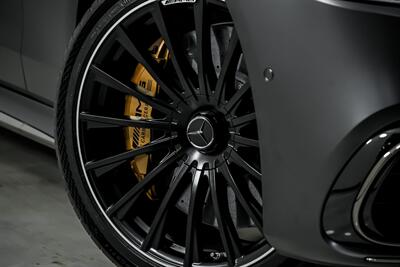 2025 Mercedes-Benz AMG S 63 E Performance-MASSIVE $222K MSRP - Photo 4 - Joliet, IL 60435
