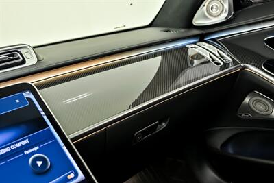 2025 Mercedes-Benz AMG S 63 E Performance-MASSIVE $222K MSRP - Photo 36 - Joliet, IL 60435