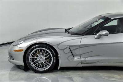 2007 Chevrolet Corvette   - Photo 7 - Joliet, IL 60435