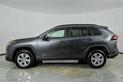 2021 Toyota RAV4 LE   - Photo 8 - Joliet, IL 60435