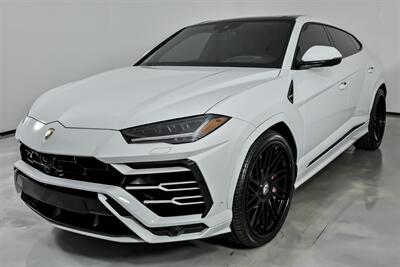 2022 Lamborghini Urus   - Photo 6 - Joliet, IL 60435