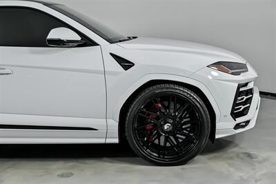 2022 Lamborghini Urus   - Photo 15 - Joliet, IL 60435