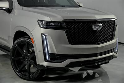 2022 Cadillac Escalade Sport Platinum   - Photo 3 - Joliet, IL 60435