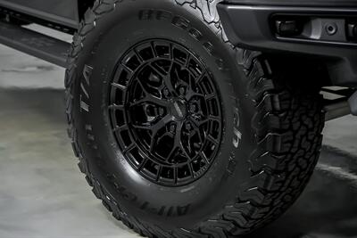 2025 Ford F-150 Raptor-FULL PPF-$35K MODS-VOSSENS-EXHAUST! - Photo 4 - Joliet, IL 60435