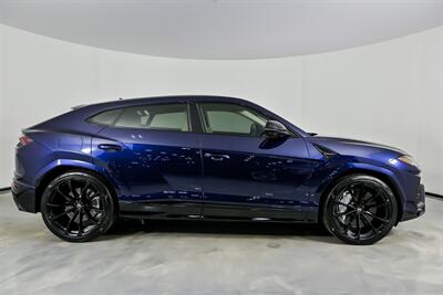 2021 Lamborghini Urus - Photo 14 - Joliet, IL 60435