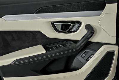 2021 Lamborghini Urus - Photo 17 - Joliet, IL 60435