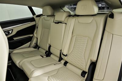 2021 Lamborghini Urus - Photo 23 - Joliet, IL 60435