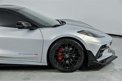 2023 Chevrolet Corvette Stingray   - Photo 15 - Joliet, IL 60435