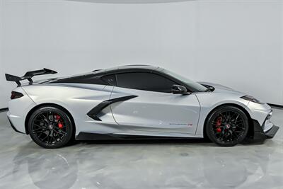 2023 Chevrolet Corvette Stingray   - Photo 14 - Joliet, IL 60435