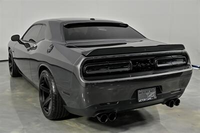 2023 Dodge Challenger R/T   - Photo 10 - Joliet, IL 60435