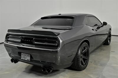 2023 Dodge Challenger R/T   - Photo 12 - Joliet, IL 60435