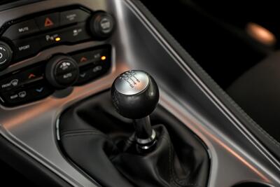 2023 Dodge Challenger R/T   - Photo 34 - Joliet, IL 60435