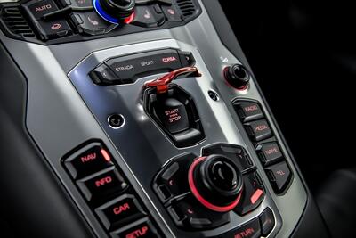 2013 Lamborghini Aventador LP 700-4-FRESH WRAP-RARE SUZUKA GRAY UNDER   - Photo 40 - Joliet, IL 60435