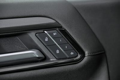 2025 GMC Sierra 1500 AT4   - Photo 19 - Joliet, IL 60435