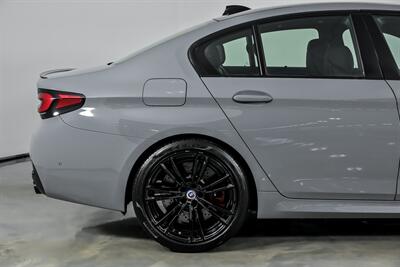 2023 BMW M5 COMPETITION   - Photo 13 - Joliet, IL 60435