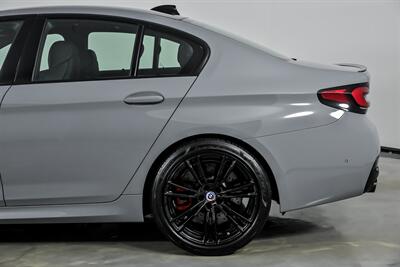 2023 BMW M5 COMPETITION   - Photo 9 - Joliet, IL 60435