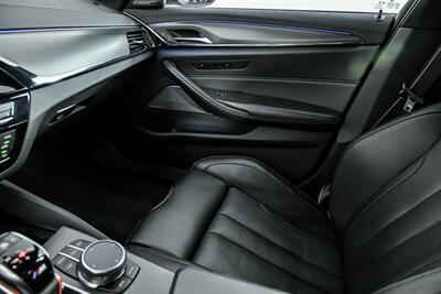 2023 BMW M5 COMPETITION   - Photo 36 - Joliet, IL 60435