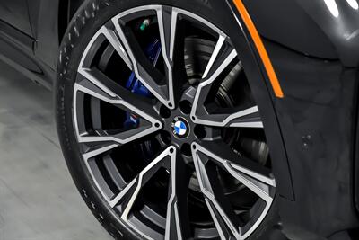 2022 BMW X7 M50i   - Photo 4 - Joliet, IL 60435