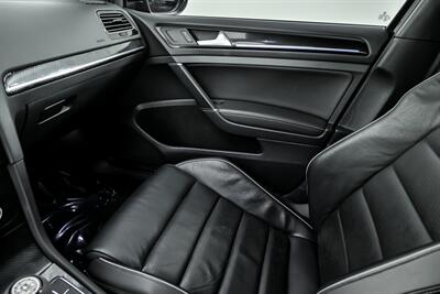 2018 Volkswagen Golf R 4Motion   - Photo 34 - Joliet, IL 60435