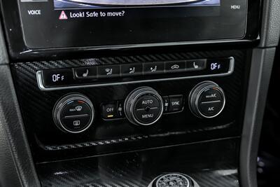 2018 Volkswagen Golf R 4Motion   - Photo 32 - Joliet, IL 60435