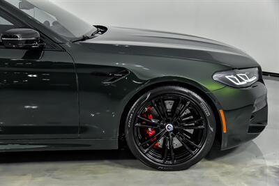 2023 BMW M5 COMPETITION-RARE SAN REMO GREEN   - Photo 15 - Joliet, IL 60435