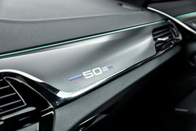 2023 BMW M5 COMPETITION-RARE SAN REMO GREEN   - Photo 37 - Joliet, IL 60435