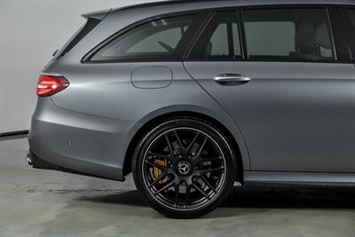 2019 Mercedes-Benz AMG E 63 S-CARBON CERAMICS-FACTORY MATTE!   - Photo 13 - Joliet, IL 60435