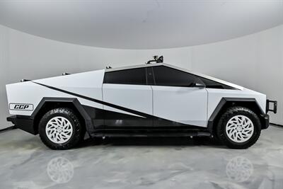 2024 Tesla Cybertruck -OVER $30K MODS   - Photo 14 - Joliet, IL 60435