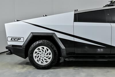 2024 Tesla Cybertruck -OVER $30K MODS   - Photo 13 - Joliet, IL 60435