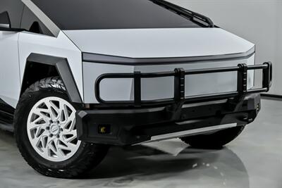 2024 Tesla Cybertruck -OVER $30K MODS   - Photo 3 - Joliet, IL 60435