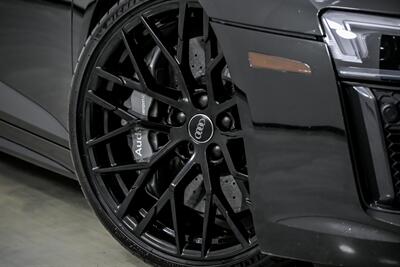 2017 Audi R8 5.2 quattro V10 Plus   - Photo 4 - Joliet, IL 60435